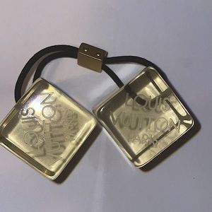Louis Vuitton hair cubes